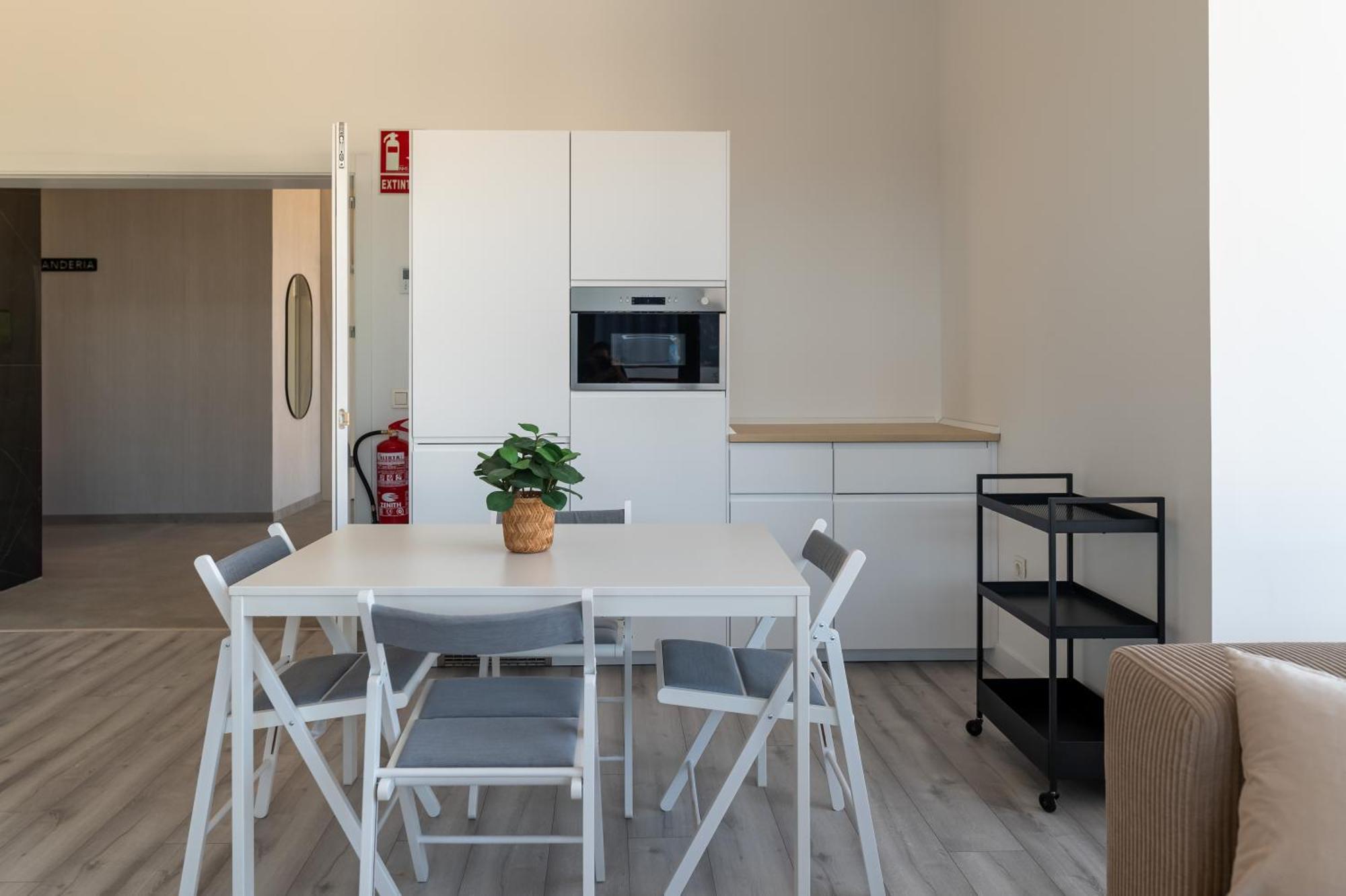 Xpce Urban 16 Skyline - Parking Free Apartment